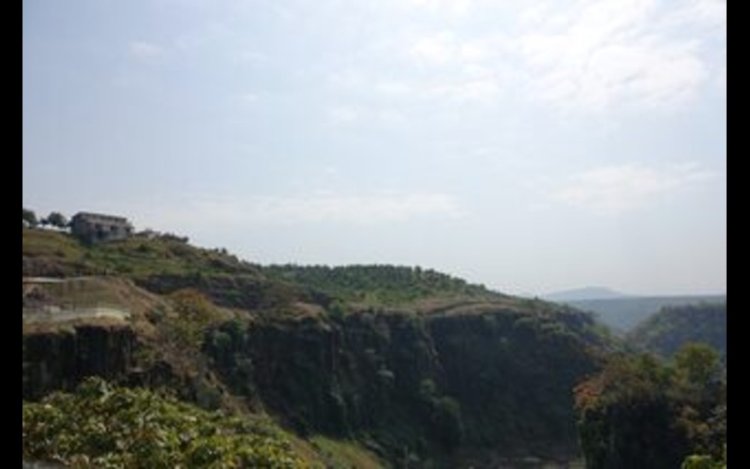 Supreme Court Stays Aravalli Redefinition, Mining Ban Put on Hold