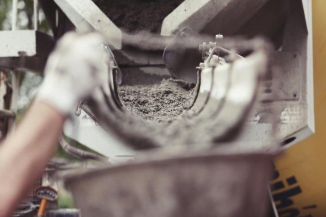 Cement industry urged to expand role in sustainable waste management