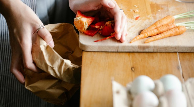 Food Waste Equals A Major Carbon Emitter, New Industry Report Warns