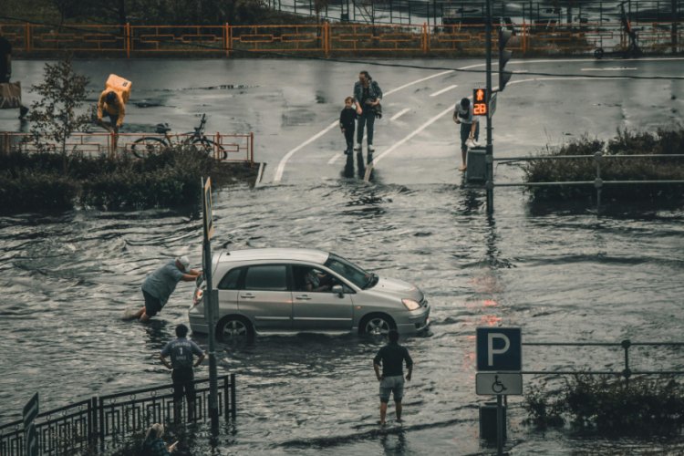 Climate Risks Reshape Insurance Market Boundaries Amid Rising Losses