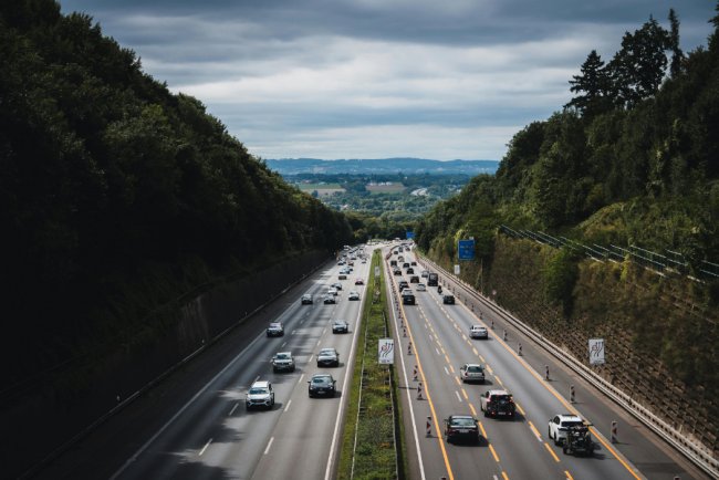 Nearly Two-Fifths of German Consumers Consider EVs for Next Car: Study