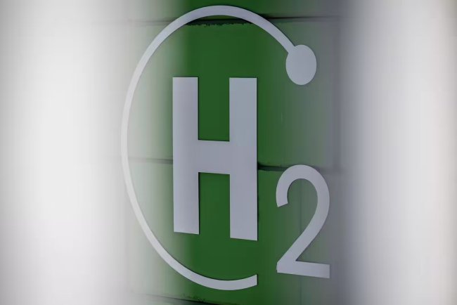 India Achieves Record-Low Green Hydrogen Price in Major Tender