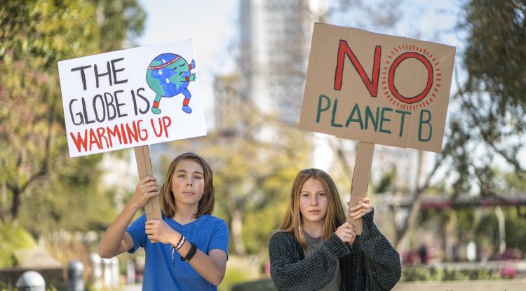Study Shows India Ahead of US, China in Climate and Health Coverage