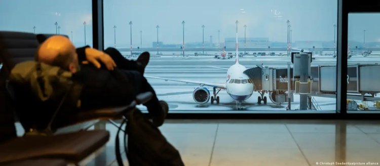 Berlin Brandenburg Airport Halts Flights After Snow and Freezing Rain
