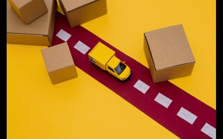 DHL Launches Flat-Fee Low Emissions Shipping Service