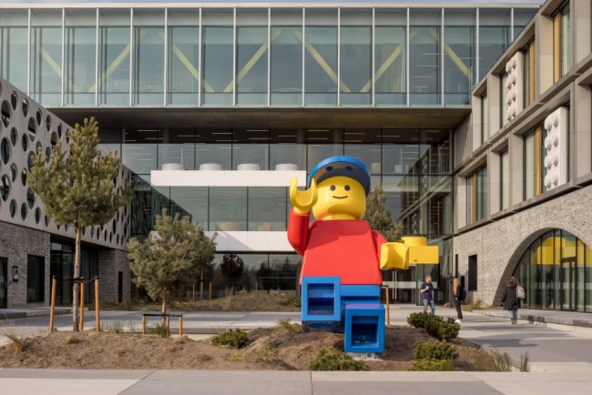 How Lego Is Increasing Renewable And Recycled Materials In Its Bricks