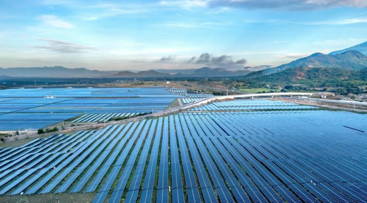 India Approves 2035 Climate Targets With 47% Emissions Intensity Cut