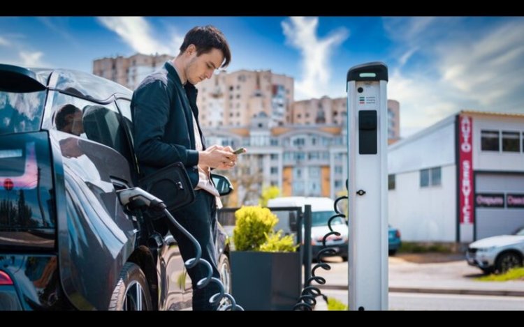 Tata.ev Partners Hopcharge for NCR Doorstep EV Charging
