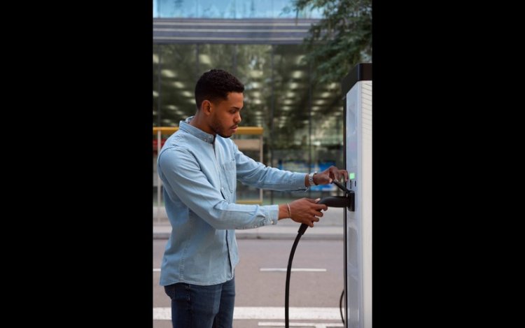 MeitY Launches Indigenous EV Drive System
