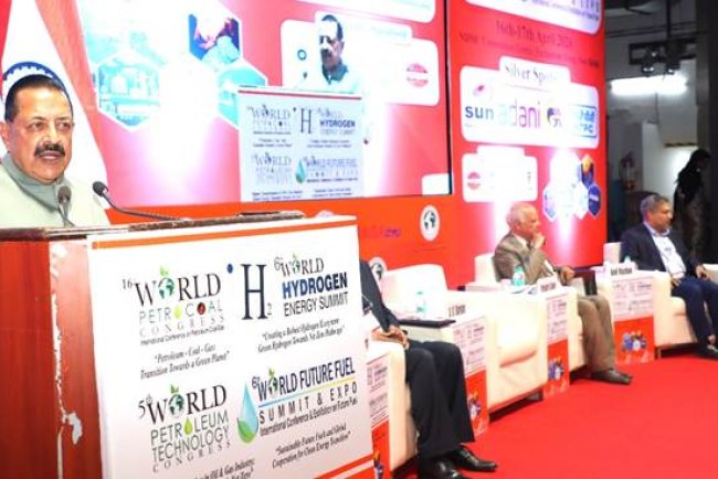 India Expands Clean Energy Push With Hydrogen And Nuclear Strategy