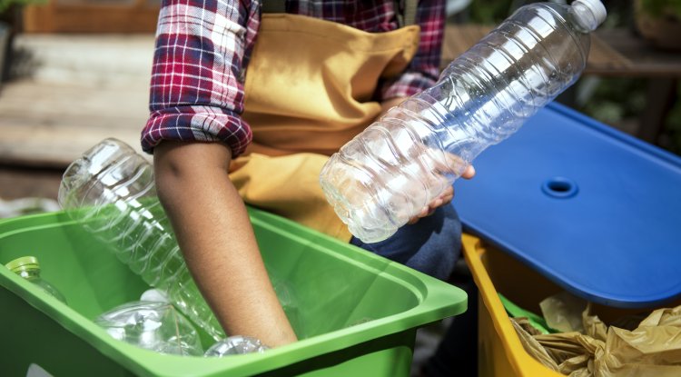 Delhi to Charge Extra for Plastic Packaging: What Is DRS?