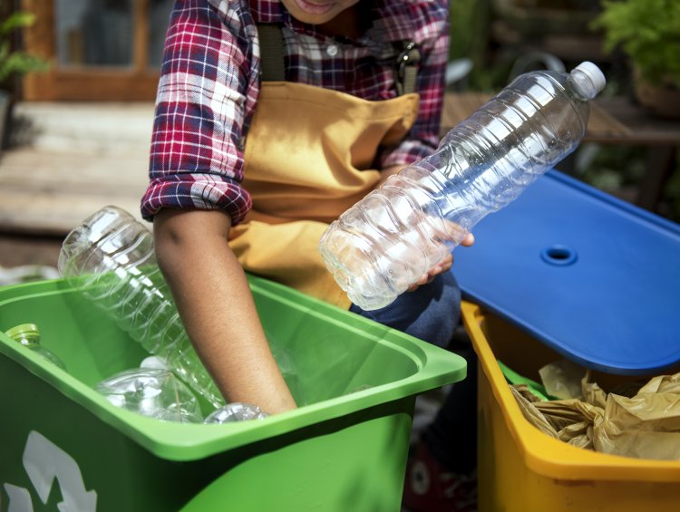 Delhi to Charge Extra for Plastic Packaging: What Is DRS?