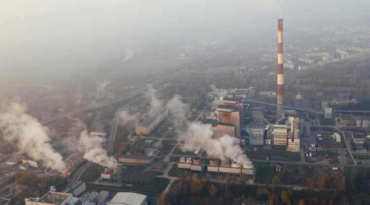 IFS Launches AI Tool To Help Manufacturers Track Carbon Emissions
