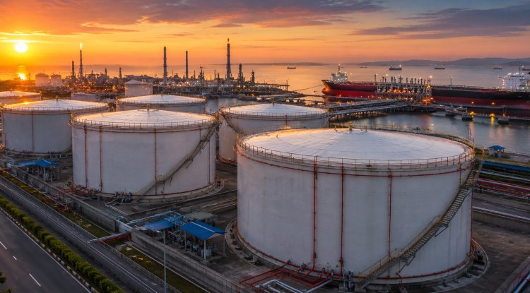 India's Strategic Oil Reserves Cover Only 9–10 Days of Crude Imports: CEEW Report