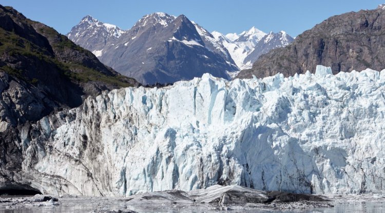Warmer Summers Keep Alaska Glaciers Melting Three Weeks Longer: Study